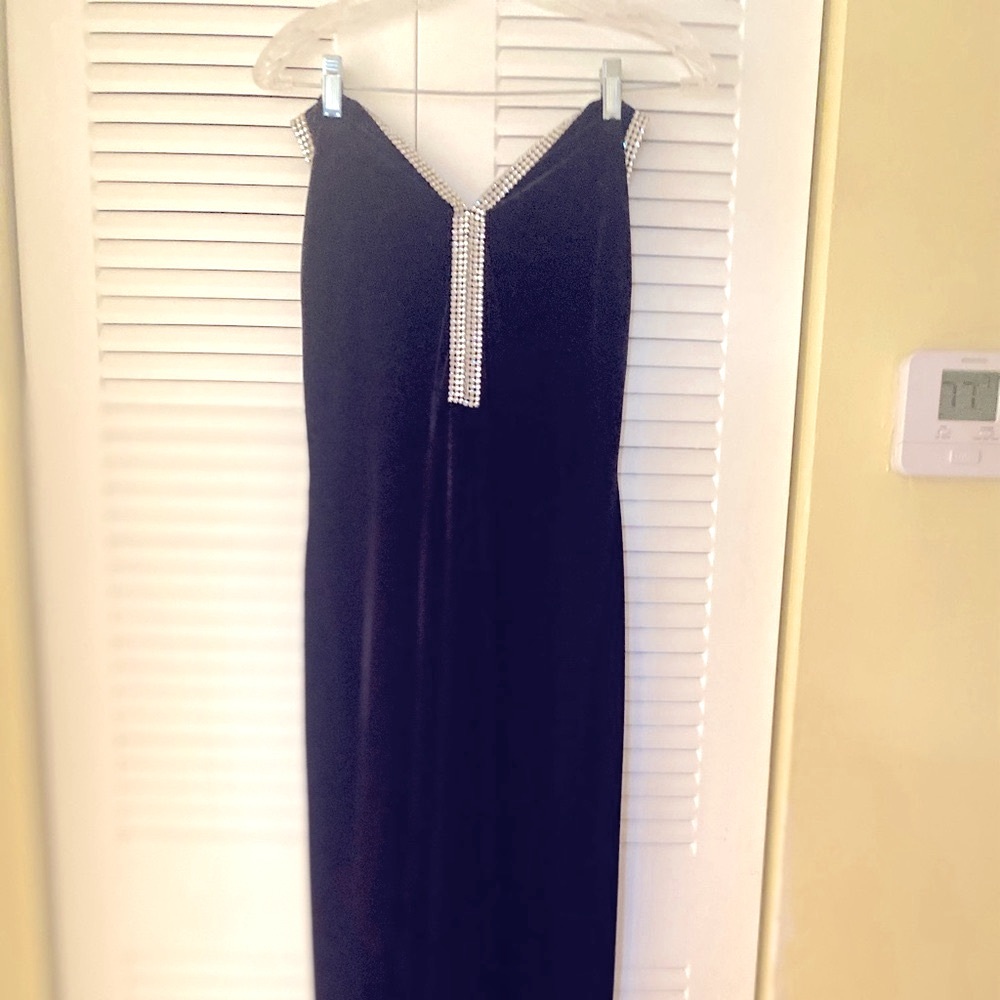Black Velvet Cache Jumpsuit Rhinestone ( L)